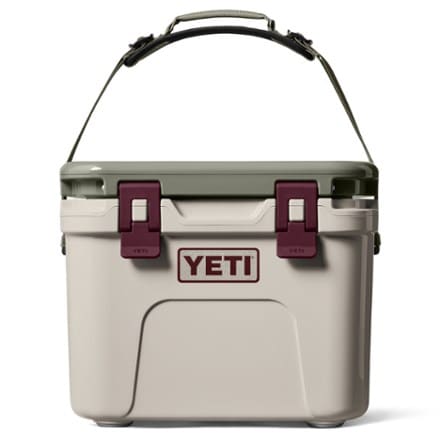 YETI Roadie 15 Hard Cooler 2