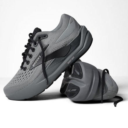 Brooks Ghost Max 3 Road-Running Shoes - Men's 6
