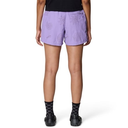 Mountain Hardwear Stryder Shorts - Women's 5