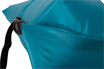 NRS HydroLock Kayak Stow Float Top view (Blue)