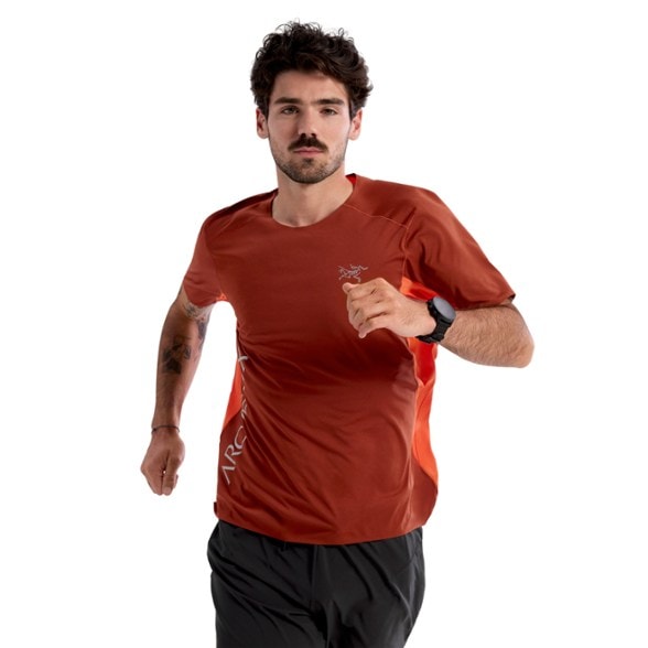 On Body Image of color Sequoia/Solaris