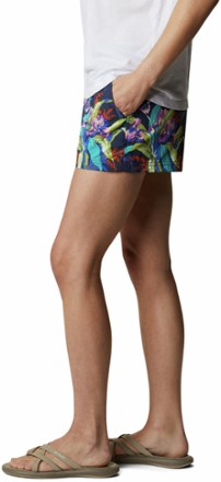 Columbia Sandy River II Printed Shorts - Women's 2