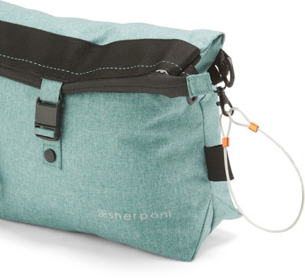 Sherpani Viso Shoulder Bag - Women's 7