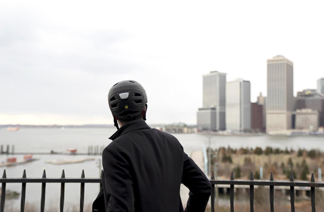 Location Image for Express Mips Cycling Helmet