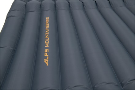 ALPS Mountaineering Nimble Insulated Sleeping Pad - Double 2