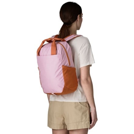 Patagonia Atom 20L Tote Pack 1