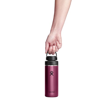 Hydro Flask 16 oz Lightweight Chug Cap Bottle Garnet Red