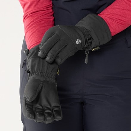 REI Co-op Gauntlet GTX Gloves - Women's 1