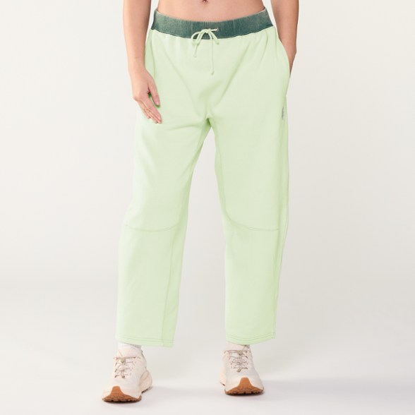 Model info: Height: 5'10" | Waist: 29" | Wearing size: M