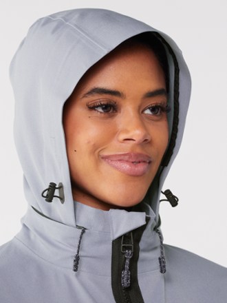 On Explorer Rain Jacket - Women's 4
