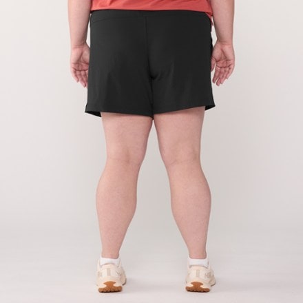 REI Co-op Active Pursuits 6" Shorts 4