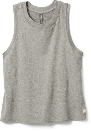 The Case For Crop Tank Tops - The Mom Edit