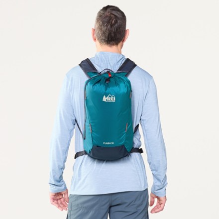 REI Co-op Flash 18 Pack | REI Co-op