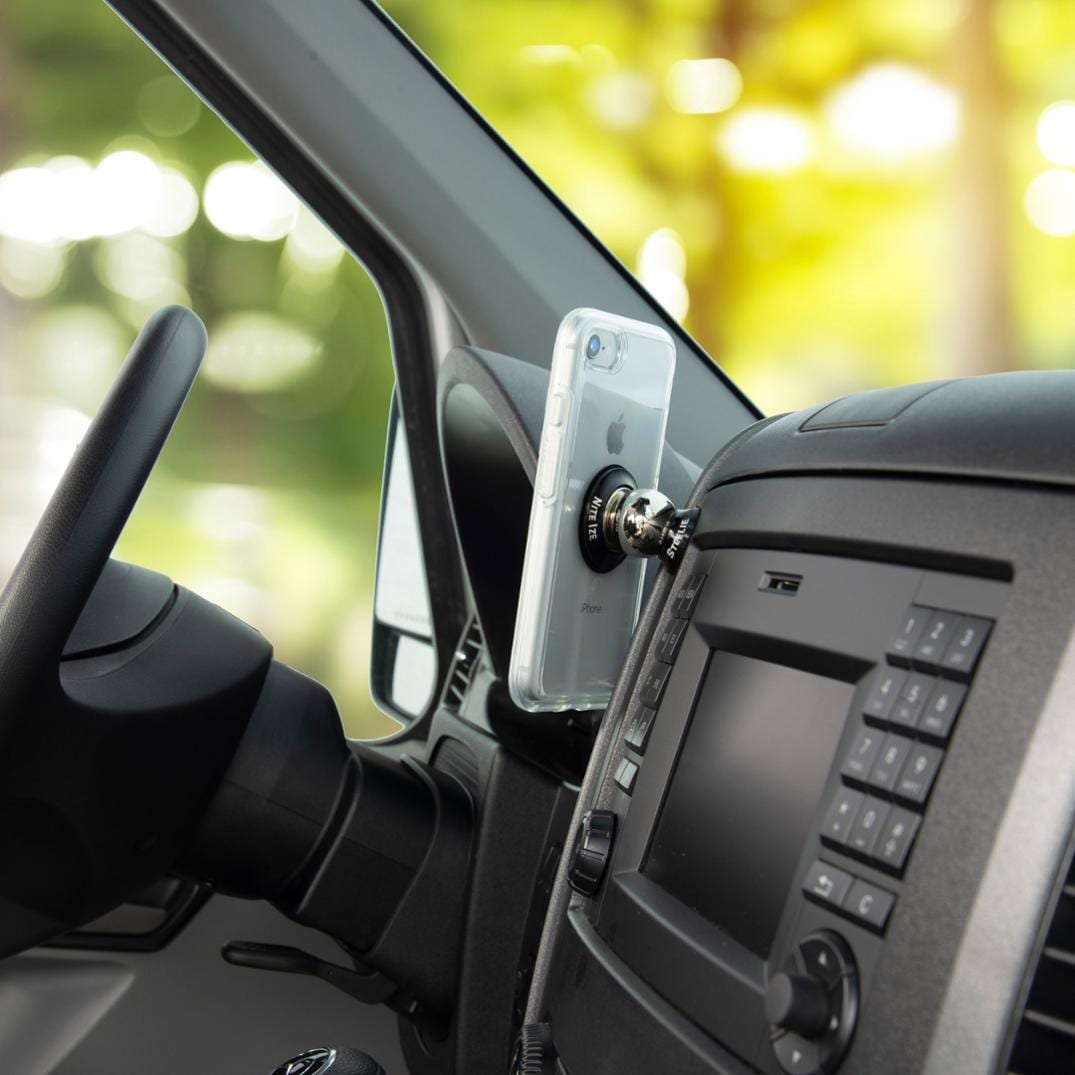 Location Image for Steelie Orbiter Dash Mount Kit