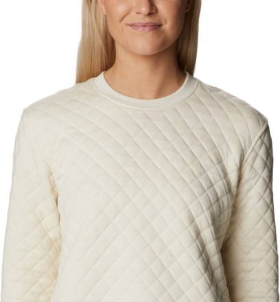 Columbia Lodge Quilted Crew Sweatshirt - Women's 4