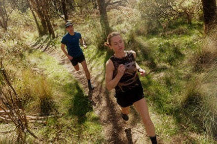 Location Image for Merino Blend 125 Cool-Lite Speed Tank Top Motion AOP - Women's