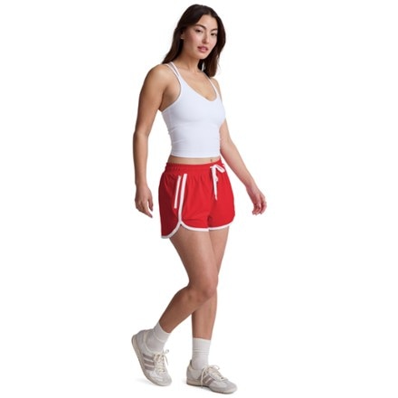 Beyond Yoga The Course 2.5" Shorts - Women's 2