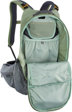 EVOC Trail Pro 16 Pack 4