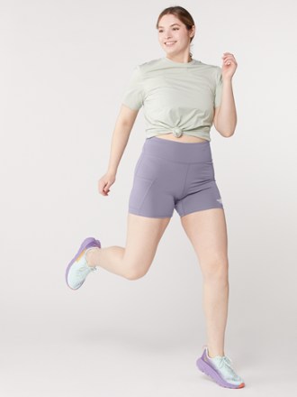 The North Face Movmynt Tight 5" Shorts - Women's 3