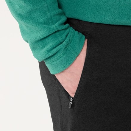 Vuori Ponto Performance Joggers - Men's 8