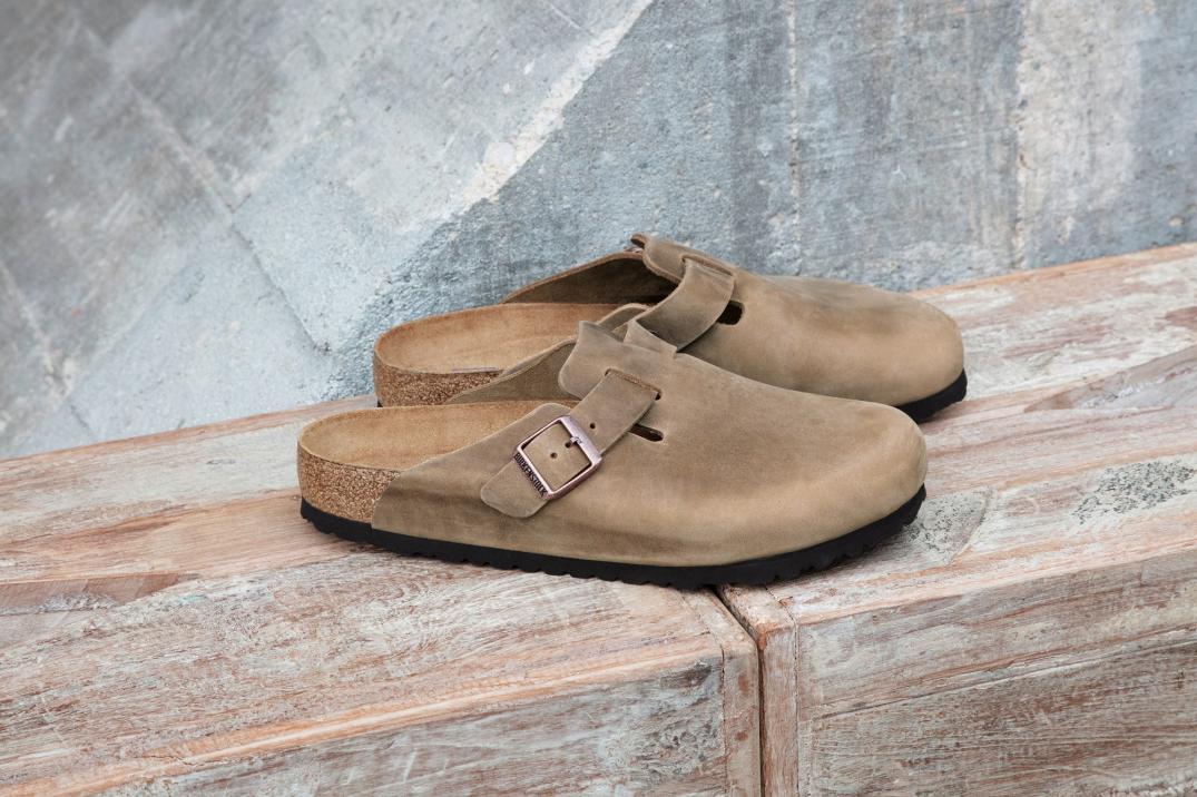 Location Image for Boston Soft Footbed Clogs - Men's