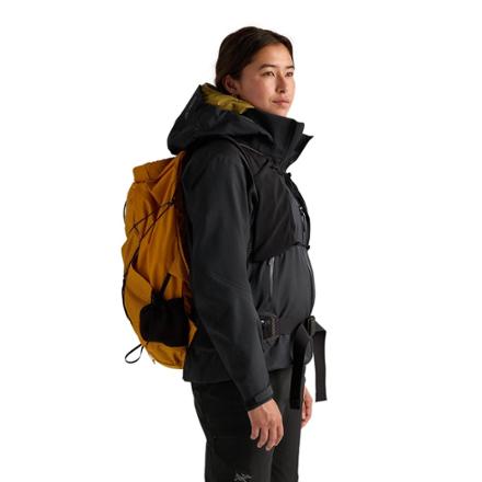 Arc'teryx Aerios 35 Pack 3