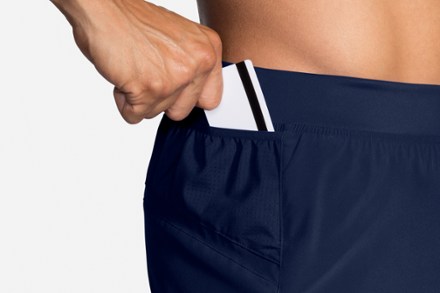 Brooks Sherpa Shorts - Men's 5" Inseam 7