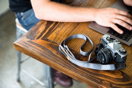Peak Design Camera Leash In use (Ash)