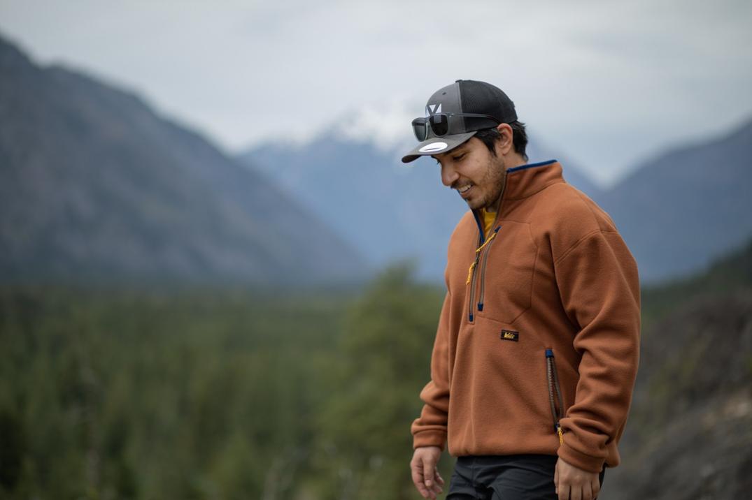 Location Image for Trailsmith Fleece Pullover - Men's Tall Sizes