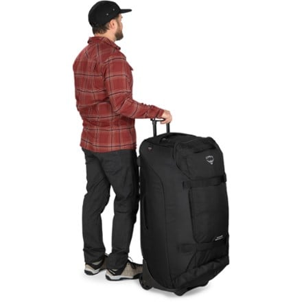 Osprey Soujourn Shuttle 130 Wheeled Duffel 9