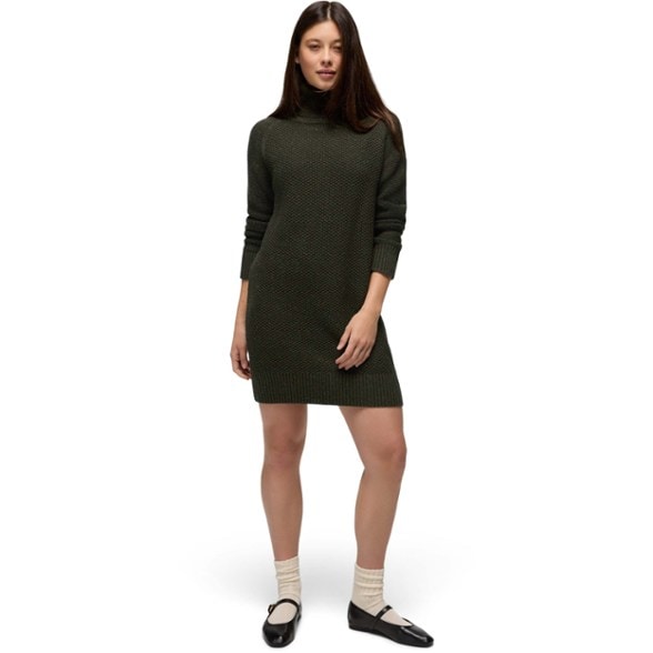 On Body Image of color Evergreen