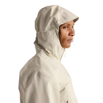 Arc'teryx Beta Jacket - Men's 5