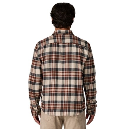 Patagonia Long-Sleeve Cotton in Conversion Fjord Flannel Shirt - Men's 2