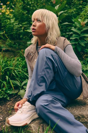 Location Image for Transport 2 Shoes - Women's