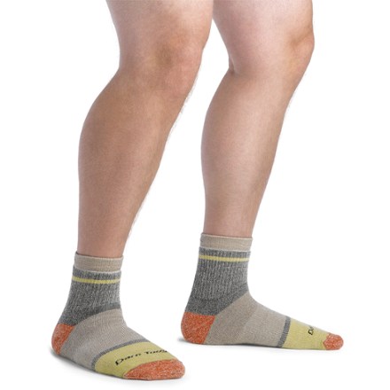 Darn Tough Shorty Heavyweight Lifestyle Socks - Men's 1