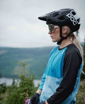 Base camp neo sales mountain bike helmet