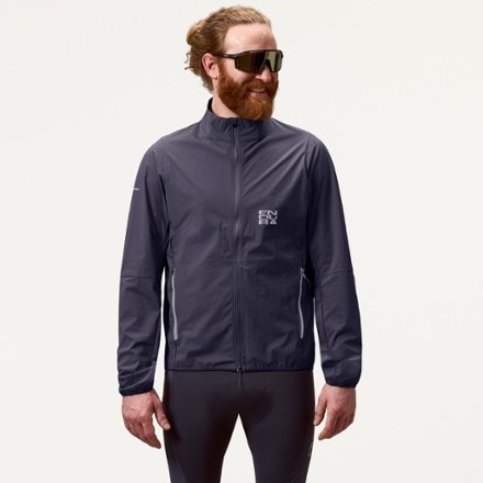 Endura Alltrack Ride Packable Cycling Jacket - Men's 1