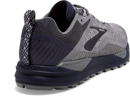 brooks hiking shoes mens