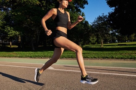 HOKA Mach 6 Road-Running Shoes - Women's 8