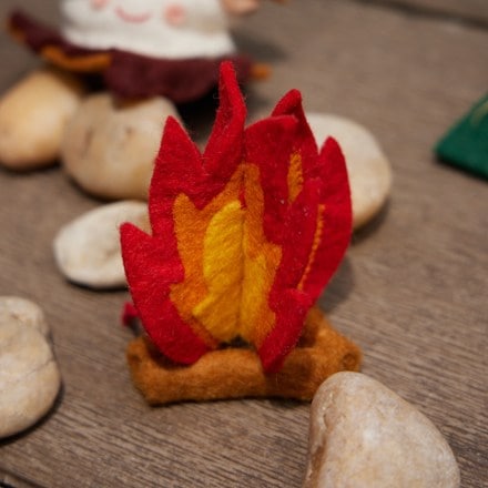Craftspring Campfire Tales Ornament 7