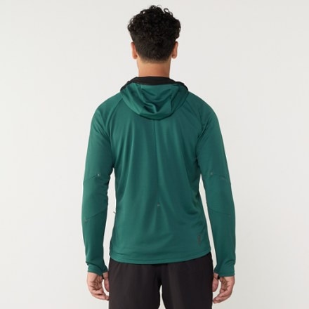On Climate Zip Hoodie - Men's 4