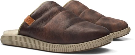 OluKai Mua 'Ili Slippers - Men's 1