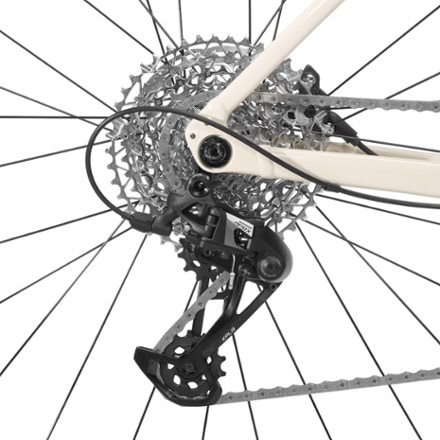 Van Rysel GRVL AF 2 Apex Bike 4