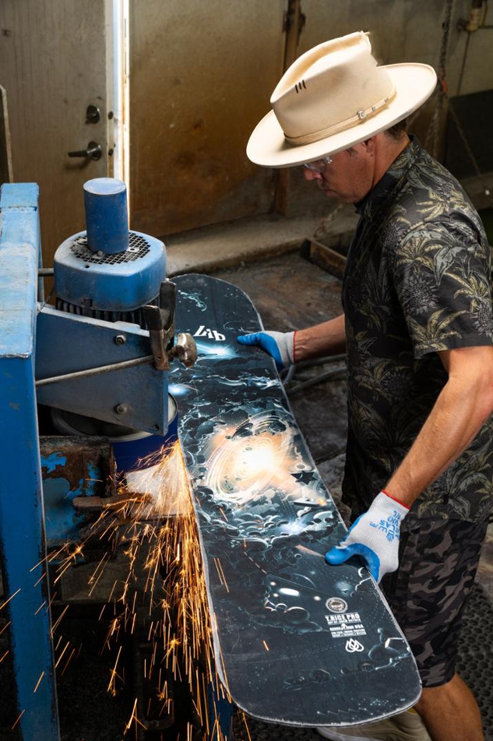 Location Image for T. Rice Pro Snowboard - 2024/2025