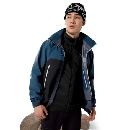 Arc'teryx Beta AR Jacket - Men's 8