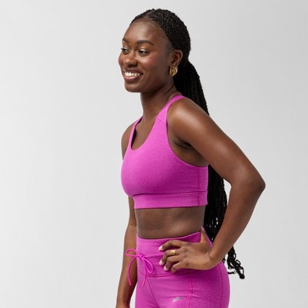 Brooks Luxe Pocket Sports Bra 2