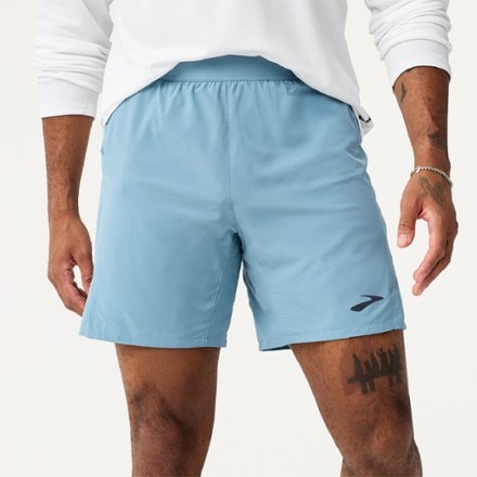 Brooks 2-in-1 Journey 7" Shorts - Men's 0