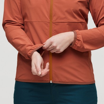 Cotopaxi Vuelta Performance Windbreaker - Women's 8