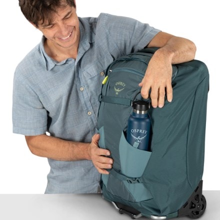 Osprey Farpoint Fairview 36 Wheeled Travel Pack 9