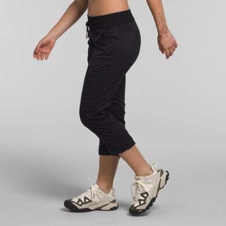 The North Face Aphrodite 2.0 Capri Pants - Women's 2